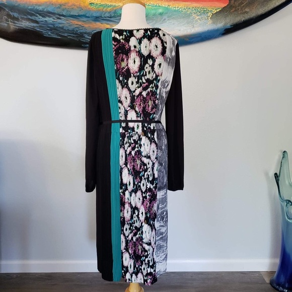 BcbgMaxAzria Evie pleated belted career dress - Picture 2 of 8